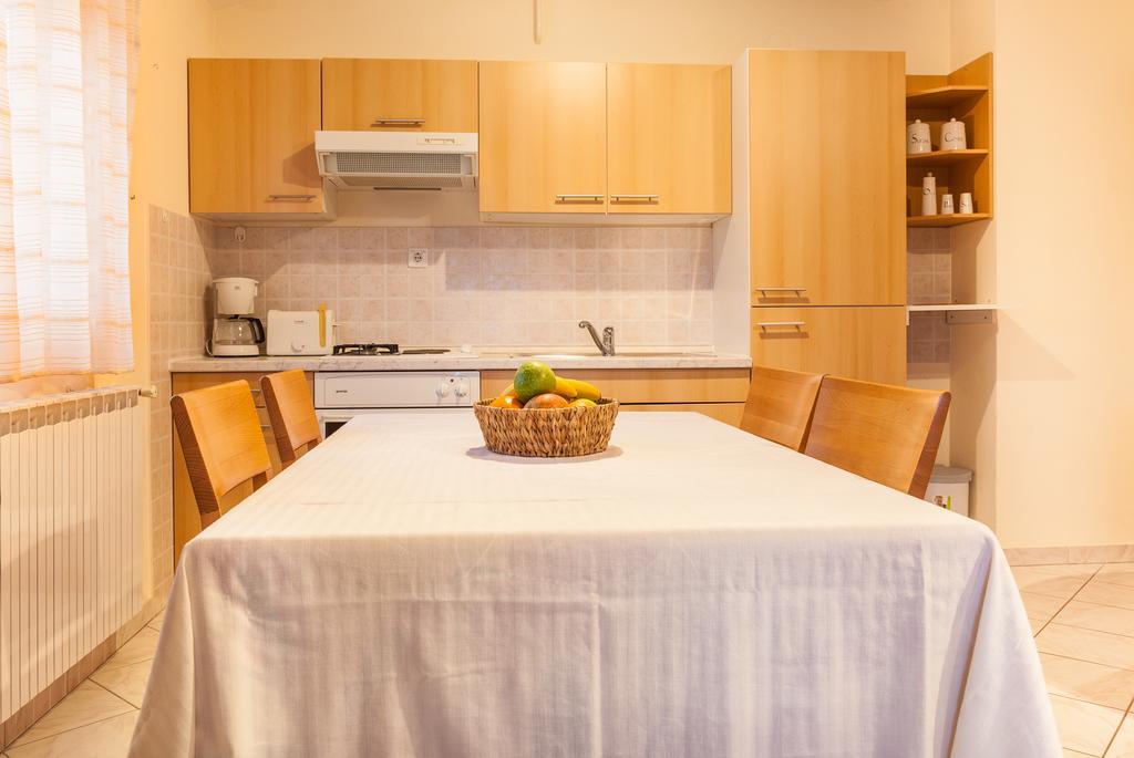 Apartment Aldo Пула Стая снимка